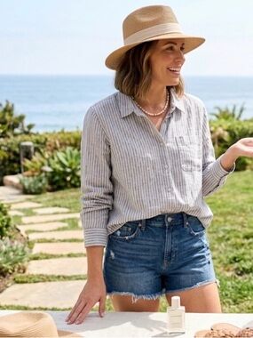 Lucky Brand Light Gray Striped Button-Down Shirt Size L